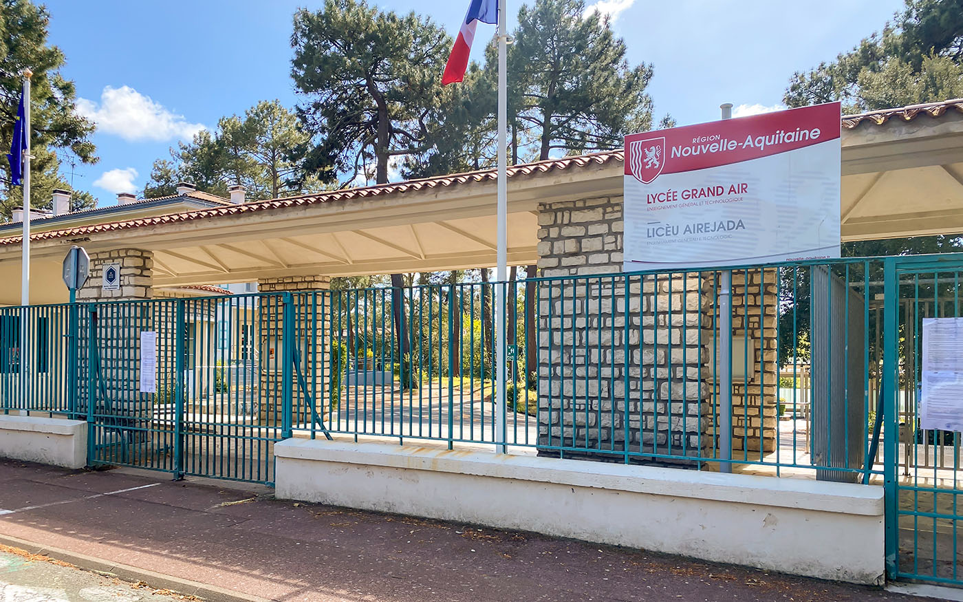 Lycée Général Et Technologique Jean Pierre Vernant www.vie-publique.fr