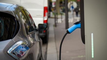 Transports terrestres : de nouvelles pistes pour accélérer la décarbonation