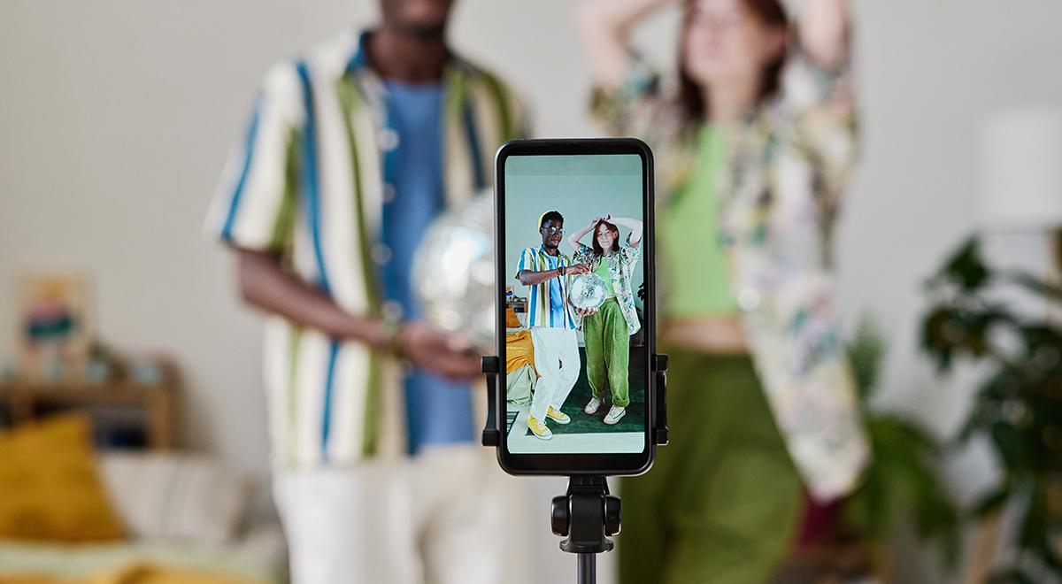 Loi influenceurs proposition de loi Delaporte-Vojetta | vie-publique.fr